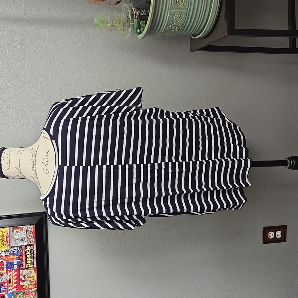 Tunic - Picture 3 of 4